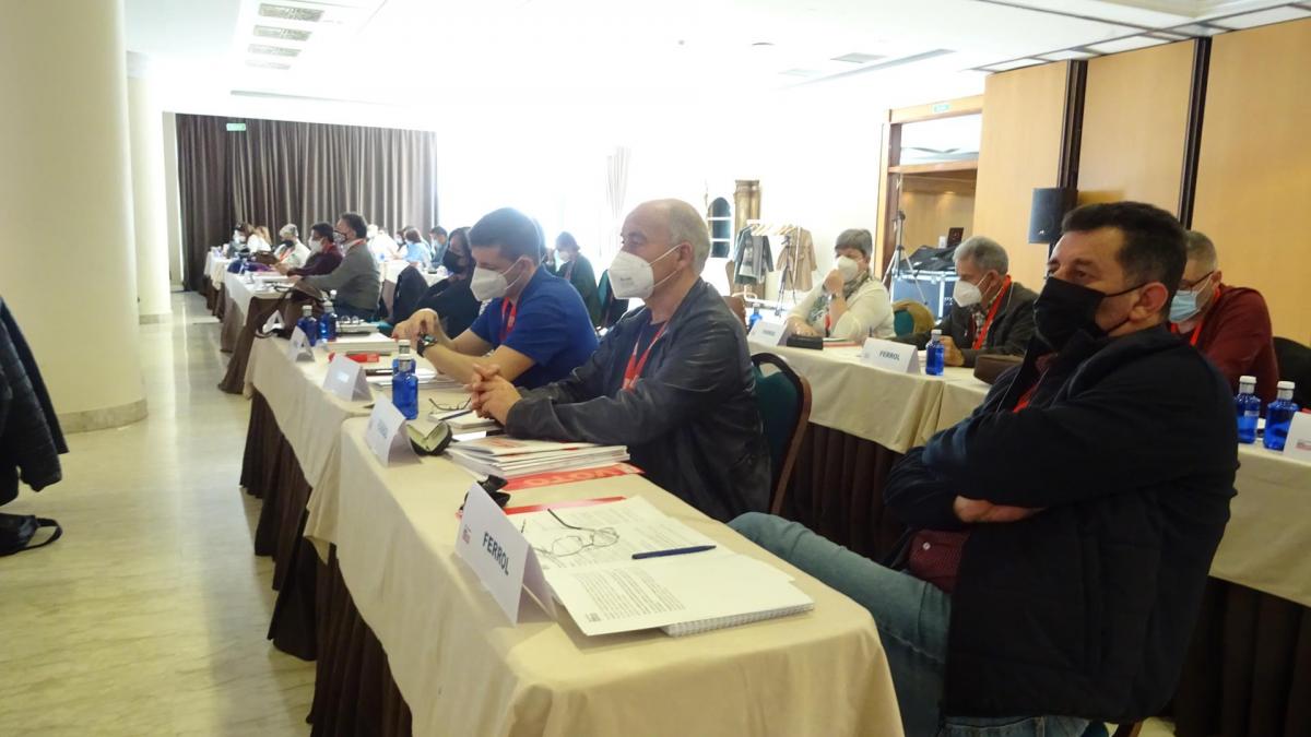 Delegacións no plenario
